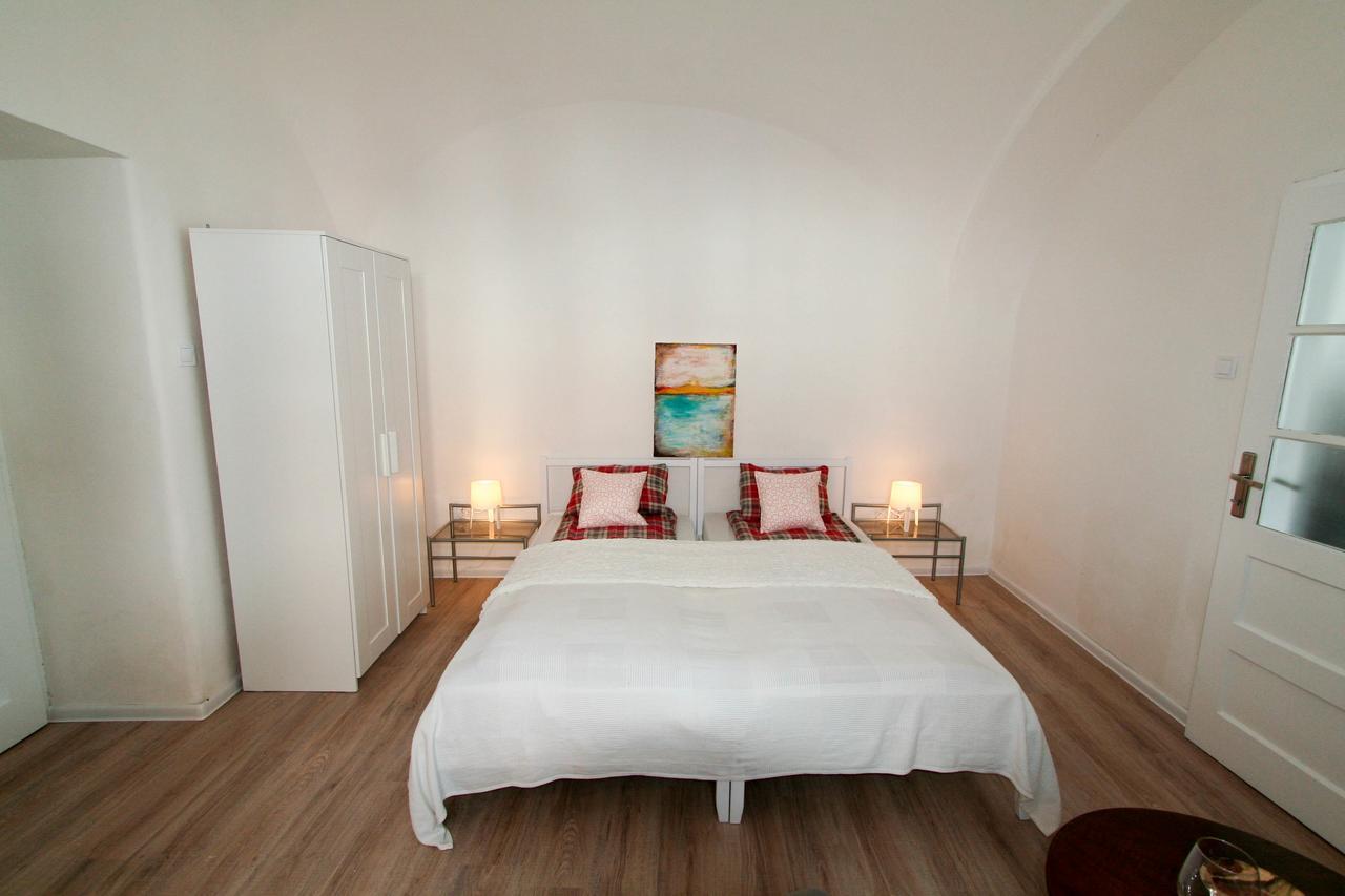 Galeria Apartman Veszprém Dış mekan fotoğraf